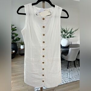 Commense White Sleeveless Button-Front Shift Dress